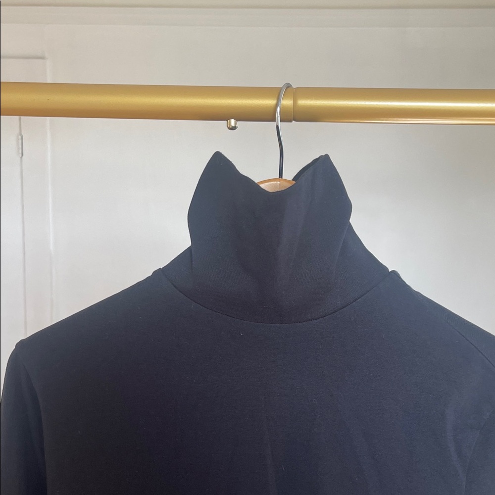 H&M Black Slim Fit Top - Picture 3 of 5